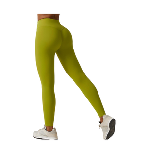 Conjunto de yoga de 2 piezas de secado rápido con logo personalizado de fábrica, top deportivo de manga larga con espalda cruzada y leggings de yoga ajustados con efecto levantacola. - Product Image 5