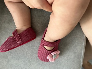 Chaussures pour bébé tricotées sur mesure avec nœud, style doux, nouveau-né, printemps, respirantes, en coton - Product Image 6