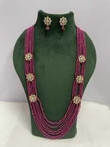 Ensemble de collier et boucles d'oreilles en perles Kundan indiennes plaqué or, bijoux de mariage pour mariée avec pierres vertes et rouges - Product Image 6