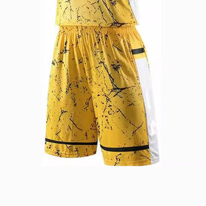 Uniforme Deportivo de Baloncesto para Hombre, Diseño Moderno, Alto Rendimiento, Estampado Sublimado Amarillo - Product Image 4