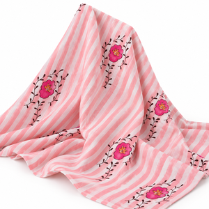Tissu en voile de coton peigné 60S/60S léger, imprimé à la main par bloc, motif floral, 90 GSM, unisexe, par Pinksa Fashion - Product Image 4