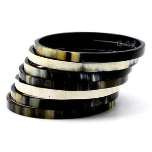 Brazalete de Cuerno Natural Ecológico – Joyería Artesanal Hecha a Mano, Regalo Decorativo para Ocasiones Especiales - Product Image 6