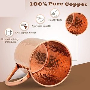 Carafe de service moderne en cuivre martelé, décorative, pour boissons, idéale pour la maison et les bars, vaisselle métallique artisanale pour événements et hôtellerie - Product Image 1