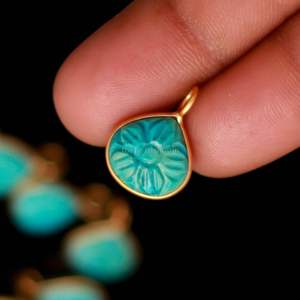 Colgante de flor de turquesa azul AAA, colgante de plata de ley 925 tallado a mano con piedras preciosas, colgante de corazón para hacer joyas, 12 mm - Product Image 1