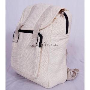 กระเป๋าเป้สะพายหลังทำมือ ขนาดกลาง สำหรับทุกเพศ ผลิตจากผ้าฝ้าย 100% สไตล์วินเทจ น้ำหนักเบา ปิดด้วยซิปและหัวเข็มขัด พร้อมโลโก้ช่างฝีมือ เหมาะสำหรับการเดินทาง - Product Image 2