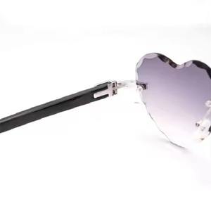 Gafas de Sol Unisex de Lujo en Color Azul con Diamantes Moissanite, Lentes Degradadas, Cómodas y con Diseño de Diseñador para Uso Diario - Product Image 5