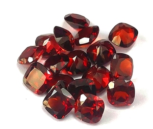 Pierre précieuse naturelle de grenat rouge, taille coussin, 5 mm, facettée, pour la création de bijoux - Product Image 2
