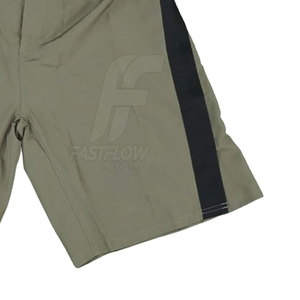 Shorts de boxe MMA en gros pour hommes adultes - Logo personnalisé sur le devant, qualité supérieure, durables et à séchage rapide, service en ligne 24h/24 et 7j/7 - Product Image 5