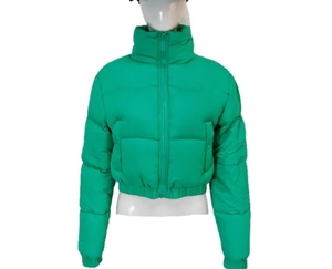 เสื้อแจ็คเก็ตพัฟเฟอร์ทรงครอปสำหรับผู้หญิง OEM แฟชั่นลำลองสำหรับฤดูใบไม้ร่วง ติดกระดุมและซิป ทรงโอเวอร์ไซส์ - Product Image 1