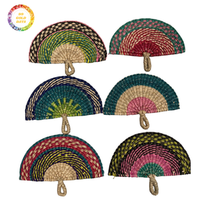 Éventail en jonc de mer de style vintage pour la décoration et le refroidissement - Product Image 2