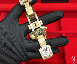 Montre mécanique analogique élégante avec cristaux, bracelet en acier inoxydable doré de 20 cm, affichage de la date, style bijoux pour femme - Product Image 4