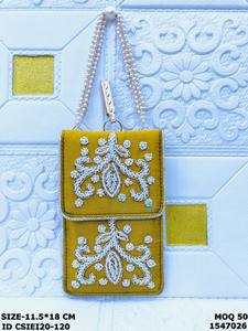 Mini cartera de mano bordada a mano con asa de perlas – Bolsa de fiesta de diseño étnico para mujer en colores surtidos - Product Image 2