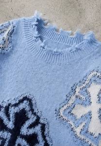 Pull à capuche surdimensionné en tricot bleu clair à motif croisé imprimé sur mesure pour homme, vêtement d'hiver en coton surdimensionné - Product Image 2