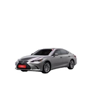 Lexus ES Executive 2024 con Volante a la Izquierda, Asientos de Cuero, Cámara Trasera, Solo 12,881 km de Kilometraje - Product Image 1