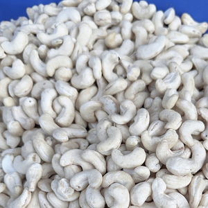 High Quality Wholesale Cashew <b>Nuts</b> WW180, WW240, WW320, LP, WS Raw Cashew <b>Nuts</b> Cashew <b>Nuts</b> Customized Packaging - Product Image 1