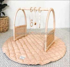 Corralito de Ratán Natural para Bebés con Colgadores, Diseño Rústico, Fácil de Plegar, Gimnasio de Juegos para Bebés y Niños Pequeños - Product Image 6