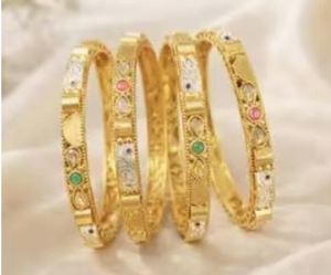 Ensemble de bracelets en laiton plaqué or avec motif floral, cristaux, bijoux tendance pour femmes pour les occasions de fête, perles - Product Image 1