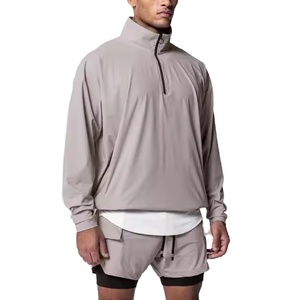 Ensemble veste et short coupe-vent de couleur gris clair avec logos personnalisés Vente en gros de survêtement simple d'entraînement personnalisé 2026 - Product Image 1