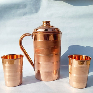 Jarra decorativa simple de cobre con base ancha para almacenamiento y servicio de agua saludable, venta al por mayor desde India. - Product Image 1