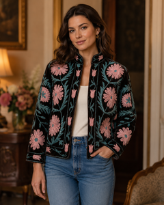 Veste en velours chaud pour femmes, broderie florale Suzani, faite à la main, en coton ethnique, doublée, manches longues, pour le printemps, l'automne et l'hiver - Product Image 2