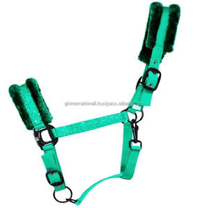 Top tendance Meilleur licol cheval en nylon de qualité supérieure avec rembourrage en polaire vison extra doux et matériel noir de luxe tailles personnalisées disponibles - Product Image 4