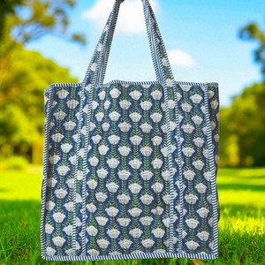 Bolsa Tote de Lujo con Estampado Floral, Hecha en India, Fabricante y Exportador Indio, Colección de Verano, Exterior de Cuero, Forro de Lona - Product Image 2