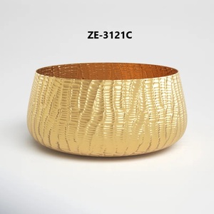 Tazón de Cerámica Hecho a Mano de Lujo, Ecológico, Estilo Americano, Seguro para Alimentos, de Zahid Exports, con Acabado Plateado - Product Image 4