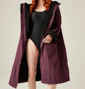 Manteau Trench en Vison Imperméable Personnalisé de Haute Qualité, Poncho d'Hiver avec Doublure en Polyester, Chaud et à Séchage Rapide, Robes de Plage Recyclées - Product Image 6