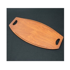 Plateau en bois de qualité supérieure, compagnon de cuisine conçu pour sublimer la présentation des aliments et améliorer les expériences culinaires à la maison - Product Image 6