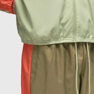 Custom Logo Factory Manufacture High Quality Men's Nylon 2 Piece Windbreaker Tracksuit 4 Panel Design Windproof Windbreaker Set - Product Image 6