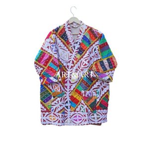 Kimono corto de algodón transpirable para mujer, hecho a mano en India, con diseño Kantha y patchwork, ideal para primavera/verano. - Product Image 6