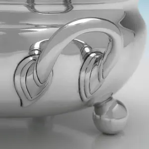 Elegante y Duradera Cacerola de Acero Inoxidable |   Diseño Clásico Antiadherente para Uso Doméstico y en Restaurantes - Product Image 4