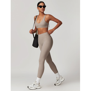 Ensemble 2 pièces short et soutien-gorge de yoga décontracté pour femme, idéal pour l'hiver, respirant, séchage rapide, écologique, 100 % coton, grandes tailles – Vente chaude - Product Image 1