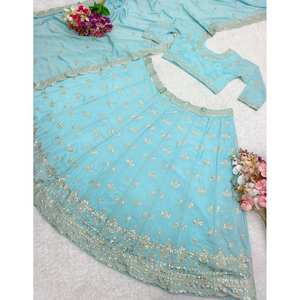 Ropa de fiesta de mujer de diseñador Anarkali Lehenga Choli con conjunto Dupatta para ocasiones especiales - Product Image 1