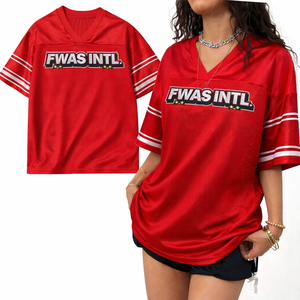 Maillot de football américain rouge pour femme en gros, personnalisé, en polyester respirant, style streetwear, col en V, OEM - Product Image 1