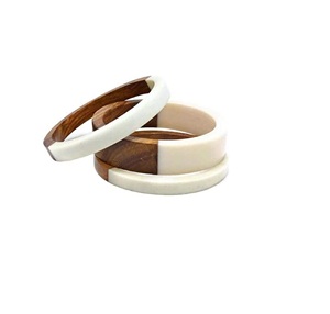 Pulseras de Resina Epoxi Hechas a Mano de Primera Calidad, Acabado Brillante Transparente, Joyería Elegante y Duradera para Mujer, Diseño Floral, a la Moda - Product Image 2