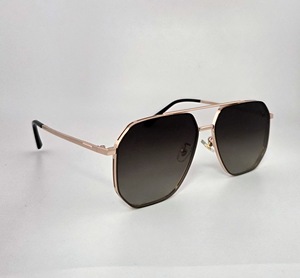 Gafas de Sol Polarizadas RTS Trends 2026 con Marco Metálico Completo y Lentes de Nailon Resistentes para Actividades al Aire Libre para Hombres y Mujeres - Product Image 5