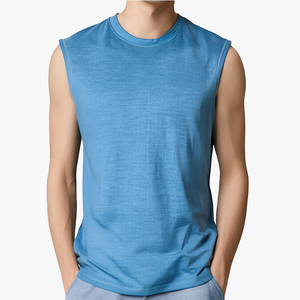 เสื้อกล้ามถักคอวี แขนกุด สีพื้น ดีไซน์โลโก้ด้านหน้า สไตล์ลำลอง - Product Image 3