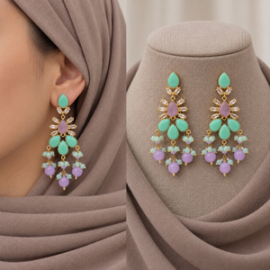 Pendientes Colgantes con Piedras Verde Menta y Lila Chapados en Oro con Cuentas Pastel, Joyería de Moda al por Mayor de Fábrica - Product Image 5