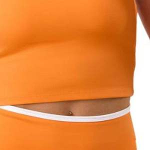 Camiseta Deportiva Naranja para Mujer, Top Corto Elástico Ajustado sin Mangas para Entrenamiento, Gimnasio, Running, Fitness, Ropa Deportiva Activa - Product Image 5