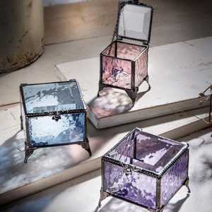 Caja de Joyería Geométrica de Vidrio con Marco de Latón, Exhibidor Pentagonal para Guardar Collares y Anillos, para Uso en el Tocador - Product Image 5