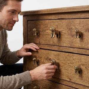 Poignées de meuble en laiton en forme de chien, design moderne et original, réglables et durables pour armoires et bureaux à domicile - Product Image 2