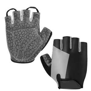 Durable Men Cycling Gloves 2026 <b>Half</b> Finger Cycling Gloves Custom Made Logo Shockproof Anti <b>Slip</b> Bike Riding Gloves For Sale - Product Image 4