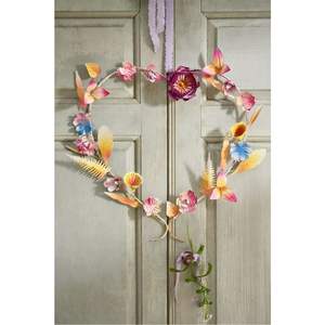 Couronne de fleurs en métal faite à la main, en forme de cœur, colorée, en fer, décoration murale florale pour la maison, le mariage, le jardin, ornement de Pâques et de printemps - Product Image 1