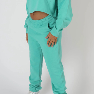 Conjunto Deportivo de 2 Piezas para Mujer, Top Corto y Pantalones Jogger, Encaje, 100% Algodón Transpirable, Ropa para Gimnasio y Running, de la Mejor Calidad - Product Image 4