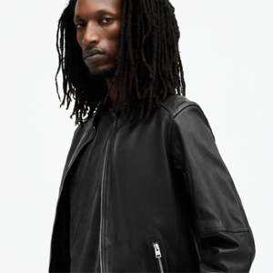 Veste en cuir d'agneau véritable pour homme, coupe ajustée, noire, style motard, vente en gros personnalisée, manteau en cuir de luxe pour homme - Product Image 2