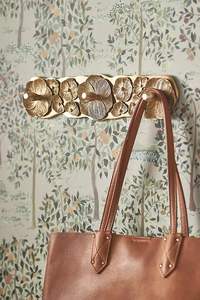 Última Colección de Ganchos de Latón de Gran Tamaño, Acabado Dorado Pulido, Diseño Artesanal, Ecológicos y Duraderos, Organizadores de Llaves para Pared - Product Image 4