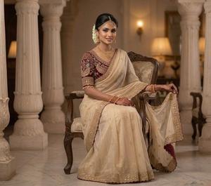 Sari en soie Rangoli avec broderie Zari et travail de sequins, bordure Arco, et chemisier en soie entièrement brodé avec un travail lourdement orné. - Product Image 6