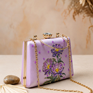 Pochette brodée florale lavande élégante pour femme – Idéale pour les soirées et les occasions festives - Product Image 3