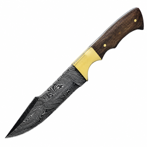 Cuchillo de Caza Premium con Patrón Damasco, Mango de Madera Marrón Oscuro, Bolster Dorado y Hoja Negra Plateada para Uso en Exteriores - Product Image 1